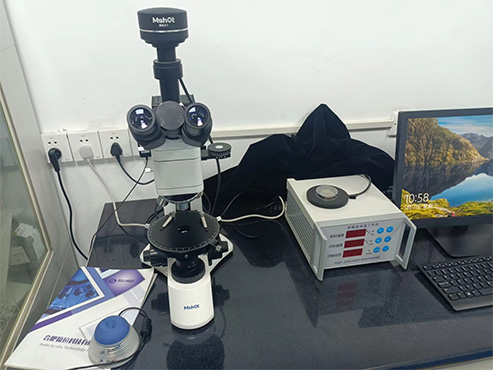 明美热台偏光显微镜用于液晶材料研究